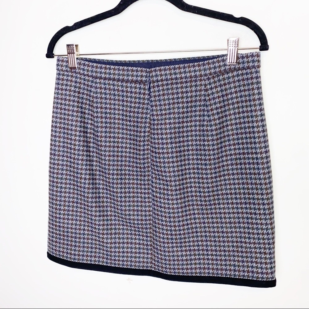 J.Crew Double-Notch Houndstooth Mini Skirt Size 4 - Picture 4 of 12